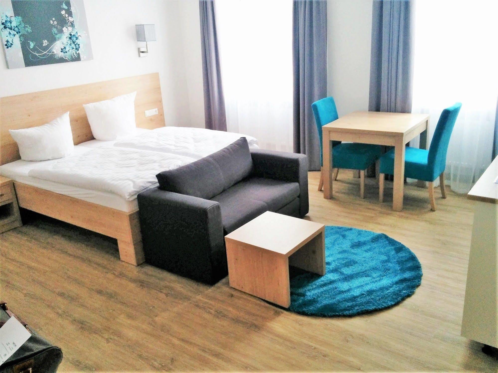 - Stadtvilla Hotel